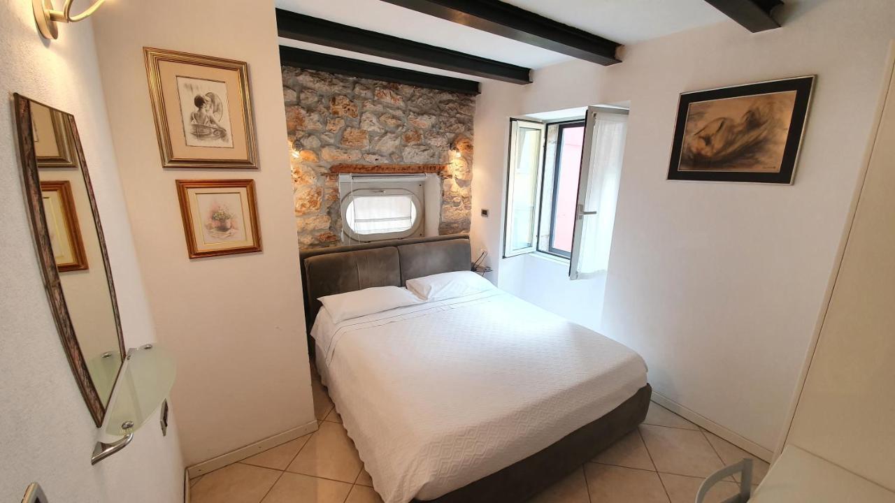 Apartments Villa Ernesta Rovinj Exterior foto