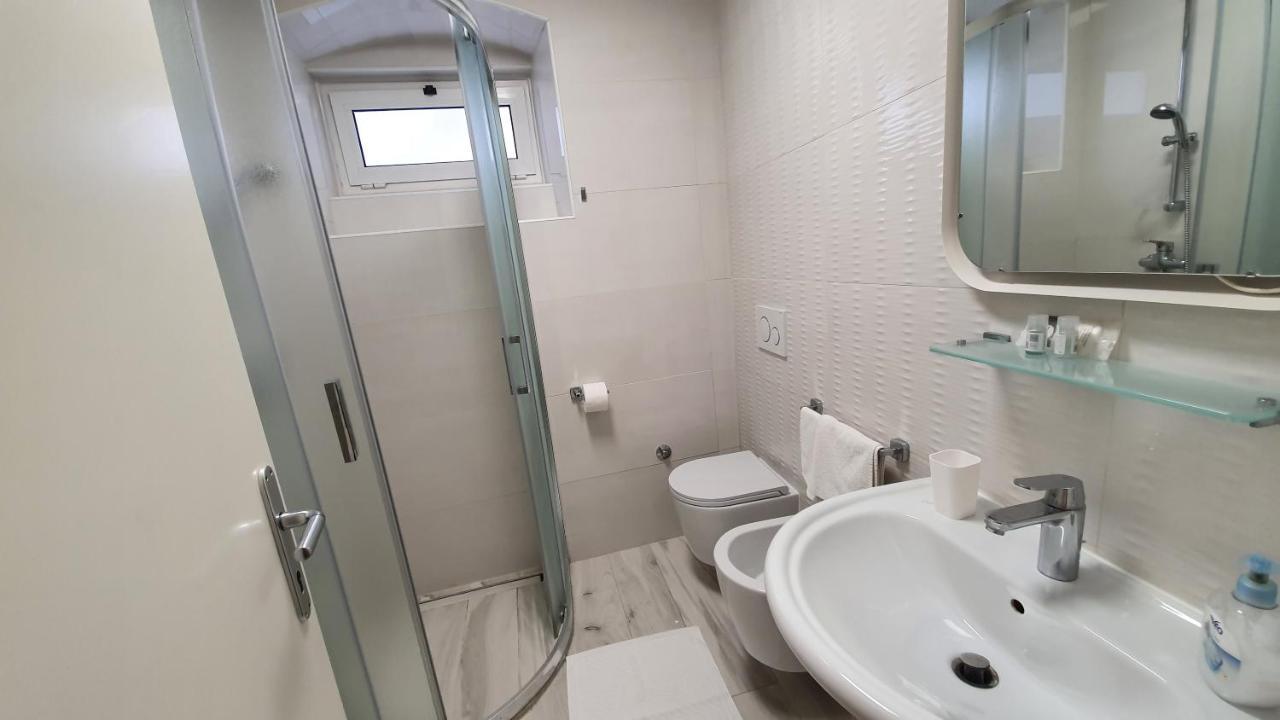 Apartments Villa Ernesta Rovinj Exterior foto